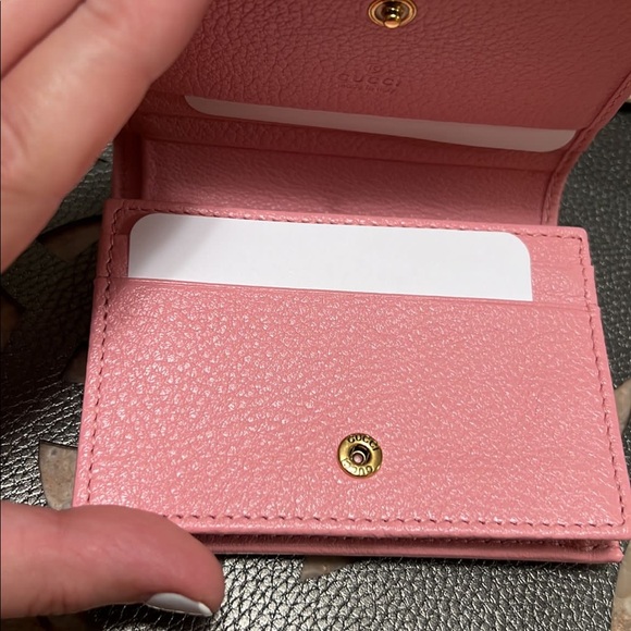 GUCCI CARDHOLDER NEW COLLECTION (NEVER USED) - Picture 4 of 7